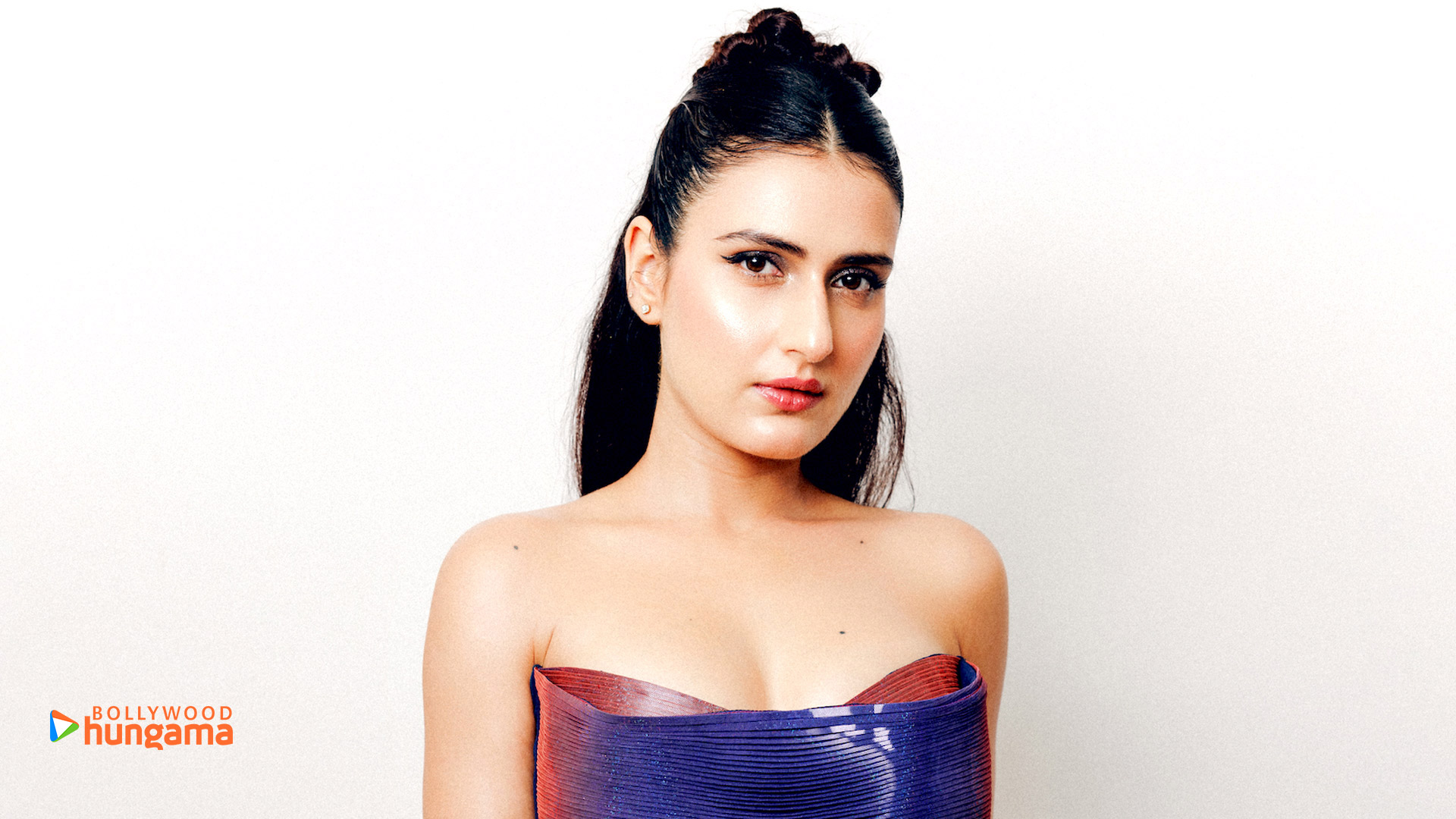 Fatima Sana Shaikh Wallpapers Fatima Sana Shaikh Bollywood Hungama